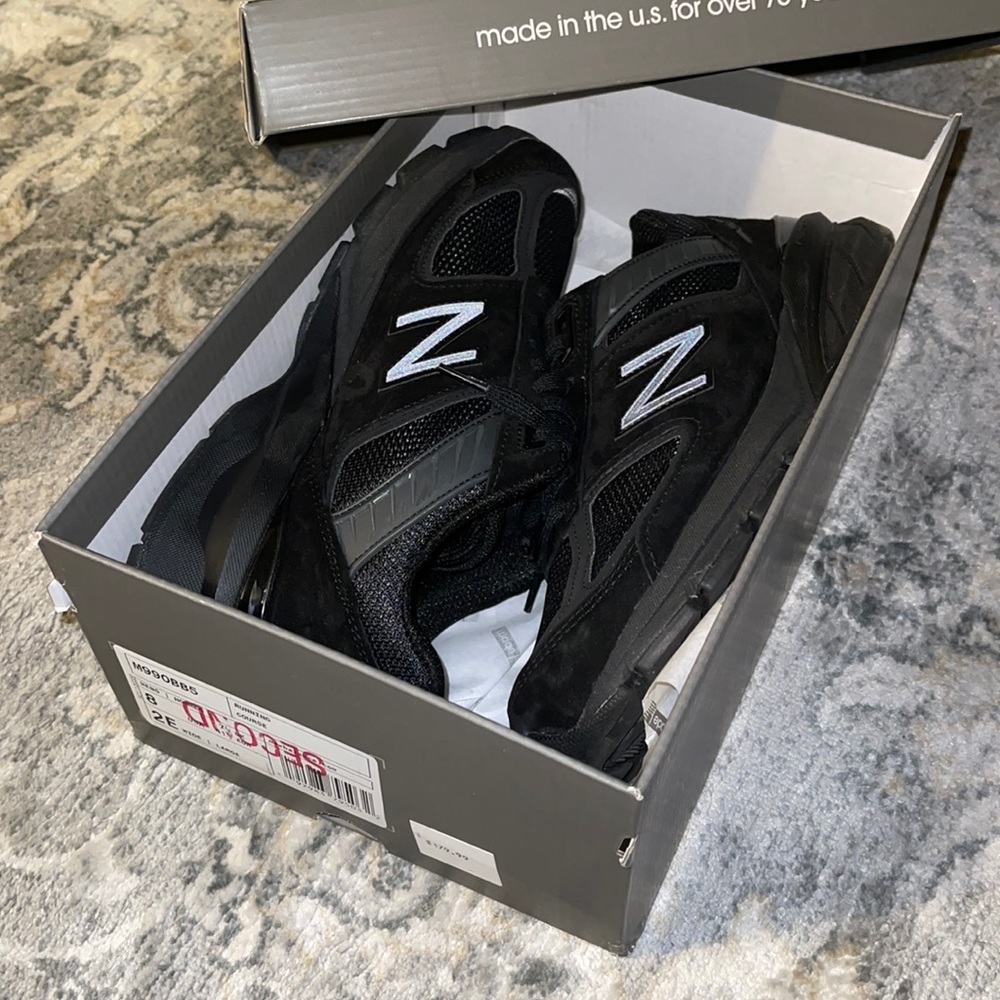 NEW BALANCE 990 - 2E wide